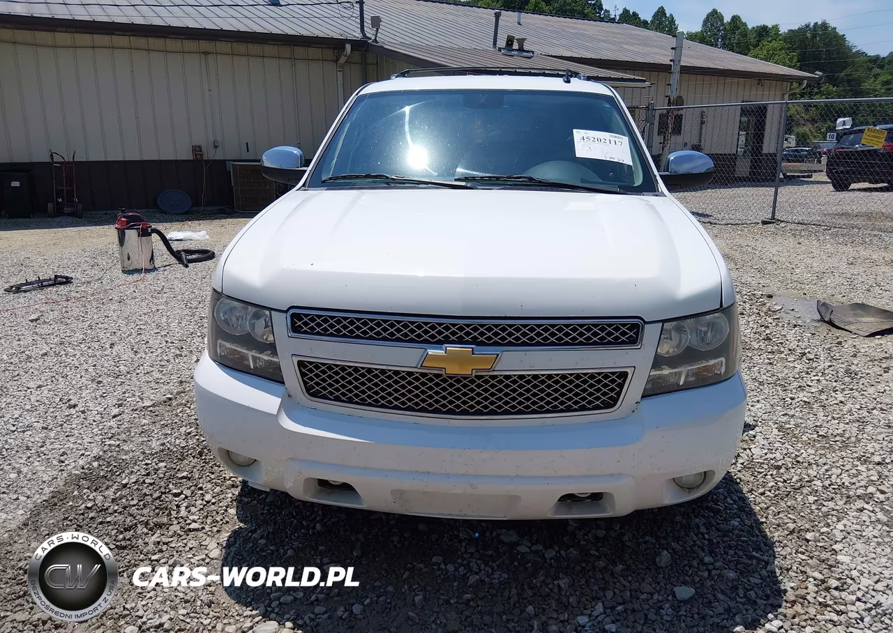 2014 Chevrolet Tahoe Lt VIN:1GNSKBE09ER105251 - 13