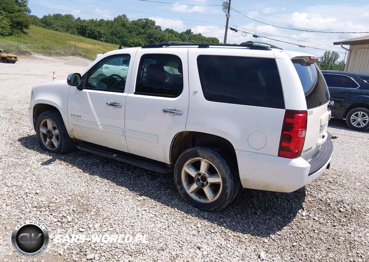 2014 Chevrolet Tahoe Lt VIN:1GNSKBE09ER105251 - 3