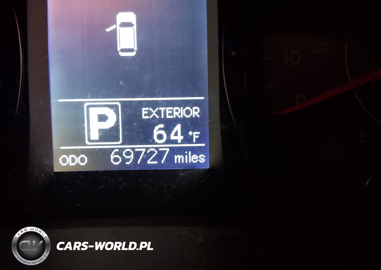 2017 Toyota Sienna Le 8 Passenger VIN:5TDKZ3DC1HS774884 - 15