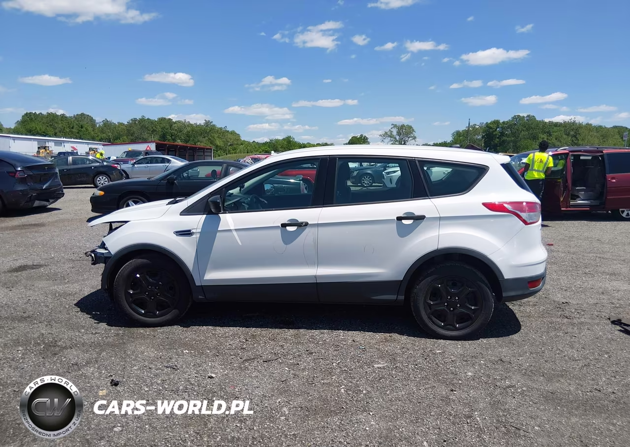 2016 Ford Escape S VIN:1FMCU0F78GUA03314 - 15