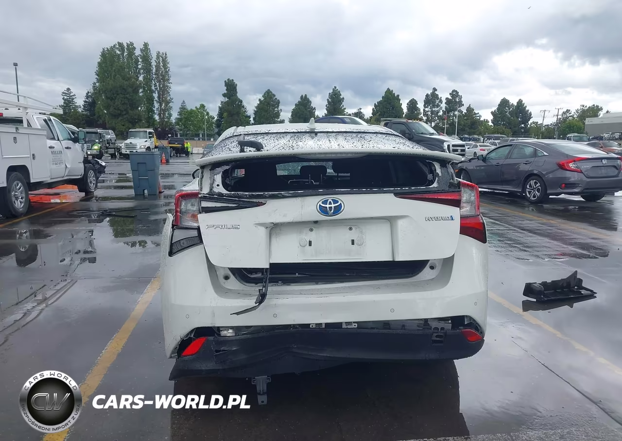 2019 Toyota Prius Le VIN:JTDKARFU7K3101817 - 17