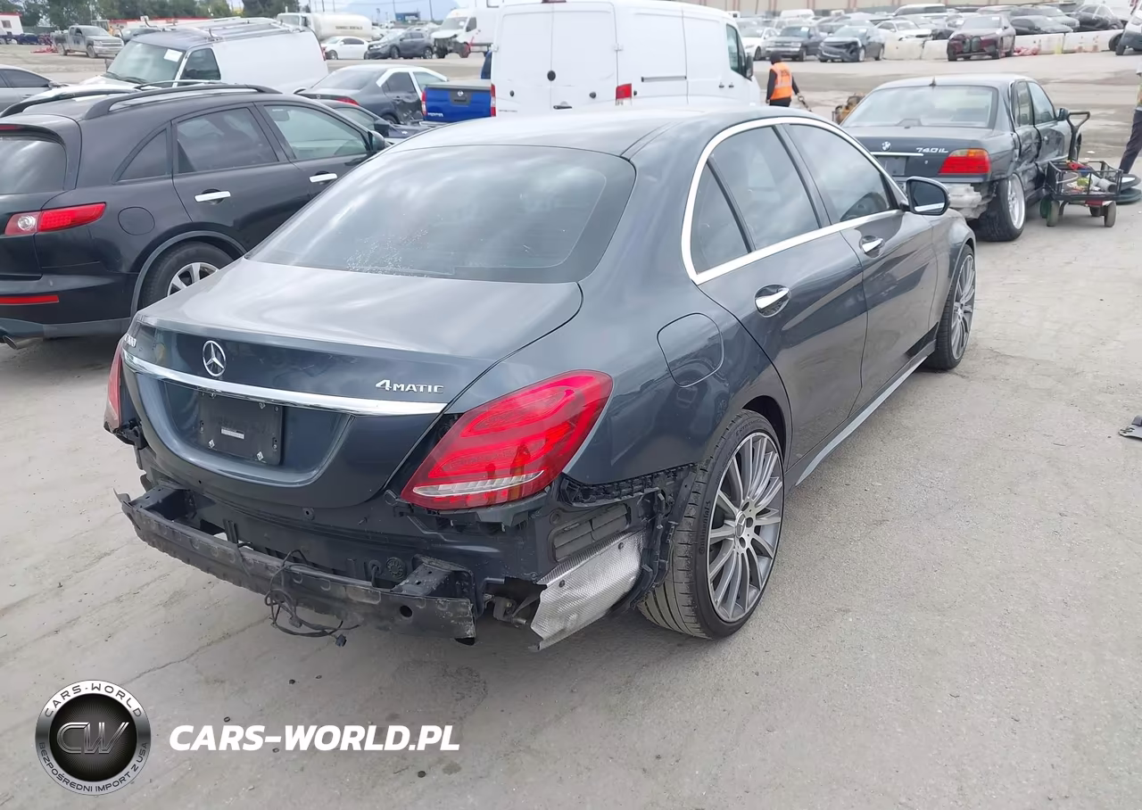 2016 Mercedes-Benz C 300 Sport 4Matic VIN:55SWF4KBXGU111549 - 4