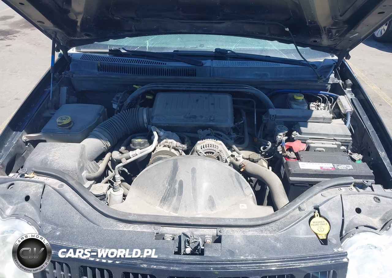 2005 Jeep Grand Cherokee Laredo VIN:1J4HR48N45C539737 - 10