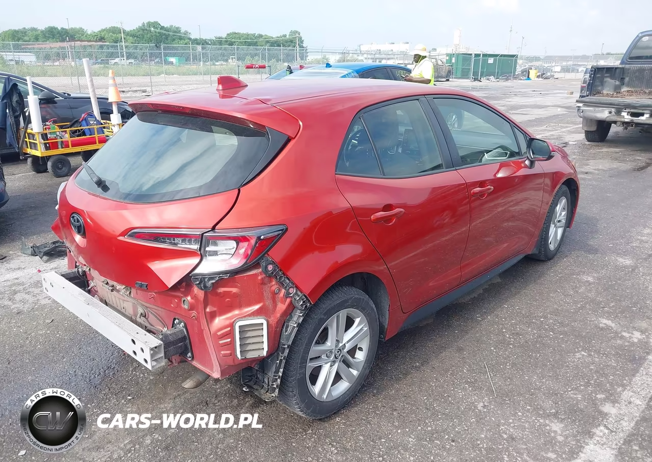 2020 Toyota Corolla Se VIN:JTND4RBE6L3081619 - 4