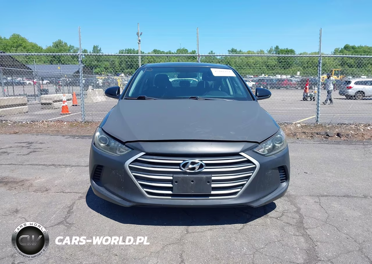 2018 Hyundai Elantra Se VIN:5NPD74LFXJH371868 - 6