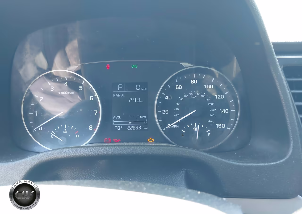 2018 Hyundai Elantra Se VIN:5NPD74LFXJH371868 - 7