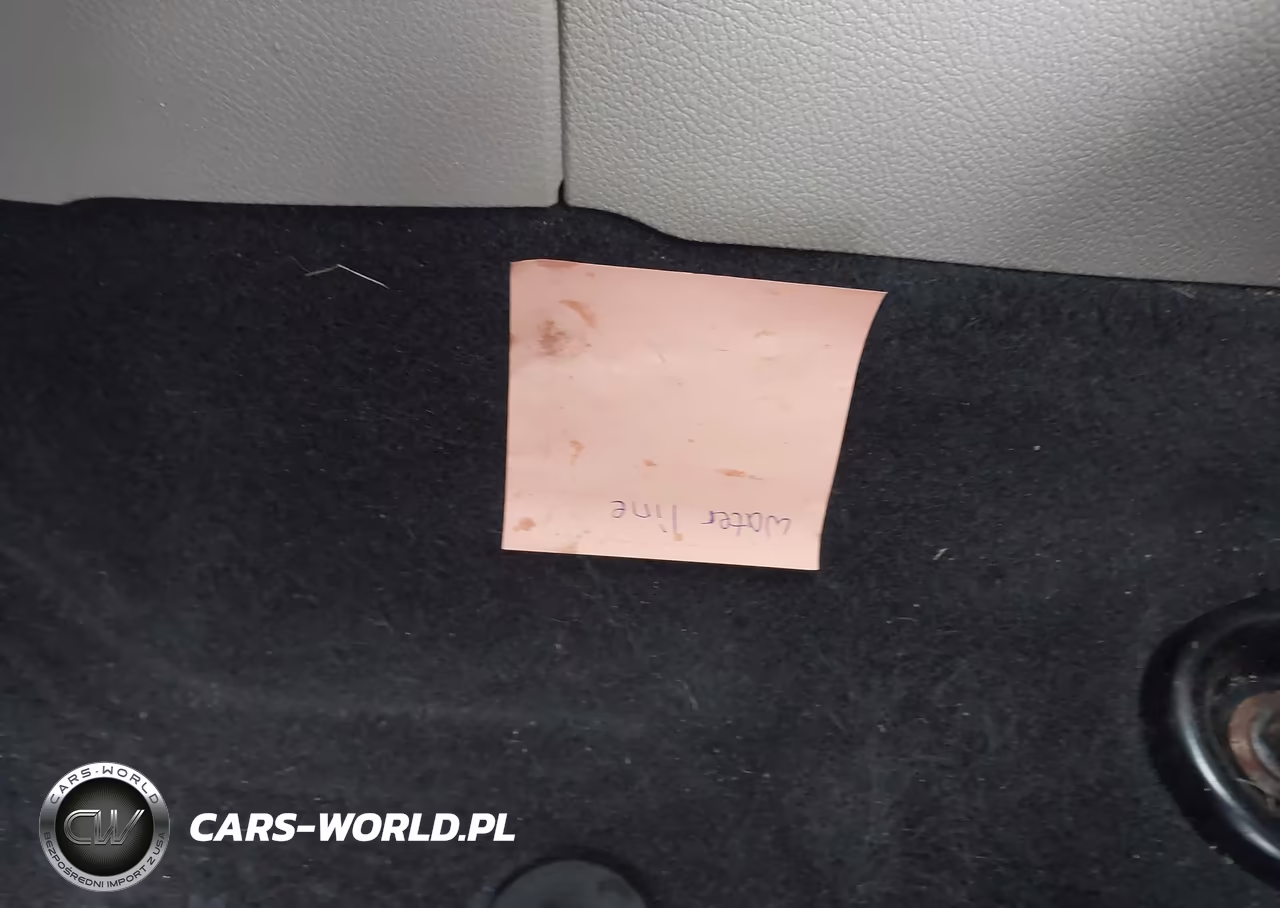 2015 Ford Focus Se VIN:1FADP3F22FL221894 - 16