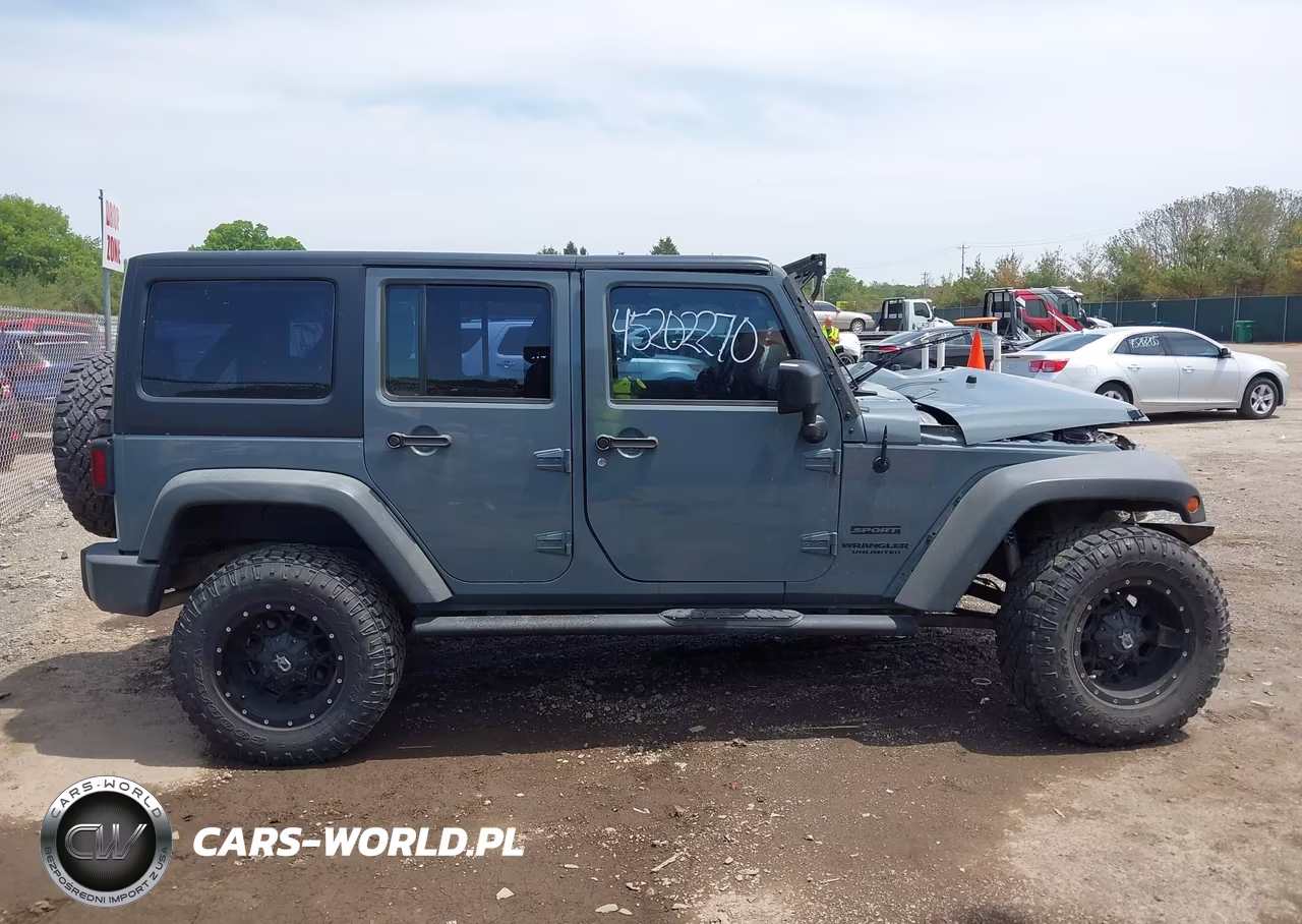 2015 Jeep Wrangler Unlimited Sport VIN:1C4BJWDG2FL642730 - 14