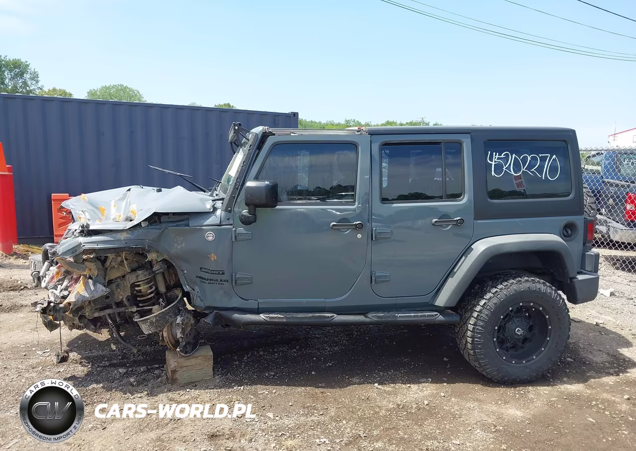 2015 Jeep Wrangler Unlimited Sport VIN:1C4BJWDG2FL642730 - 15
