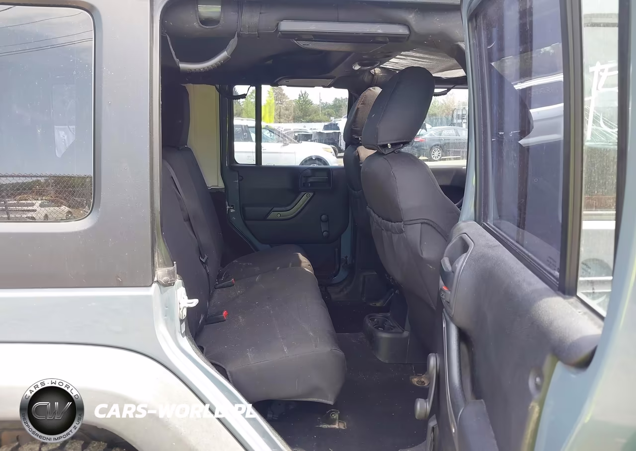 2015 Jeep Wrangler Unlimited Sport VIN:1C4BJWDG2FL642730 - 8