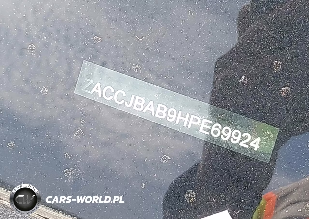 2017 Jeep Renegade Sport VIN:ZACCJBAB9HPE69924 - 17