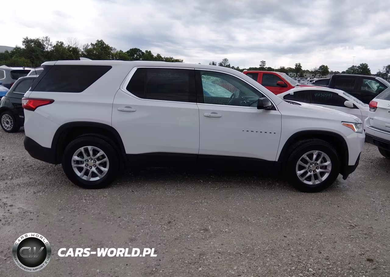 2018 Chevrolet Traverse Ls VIN:1GNEVFKW3JJ137691 - 13