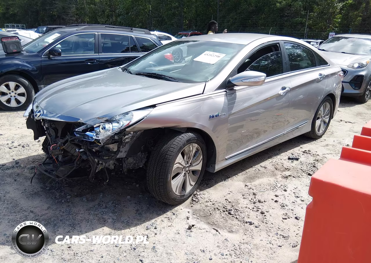 2013 Hyundai Sonata Hybrid Limited VIN:KMHEC4A45DA084124 - 2