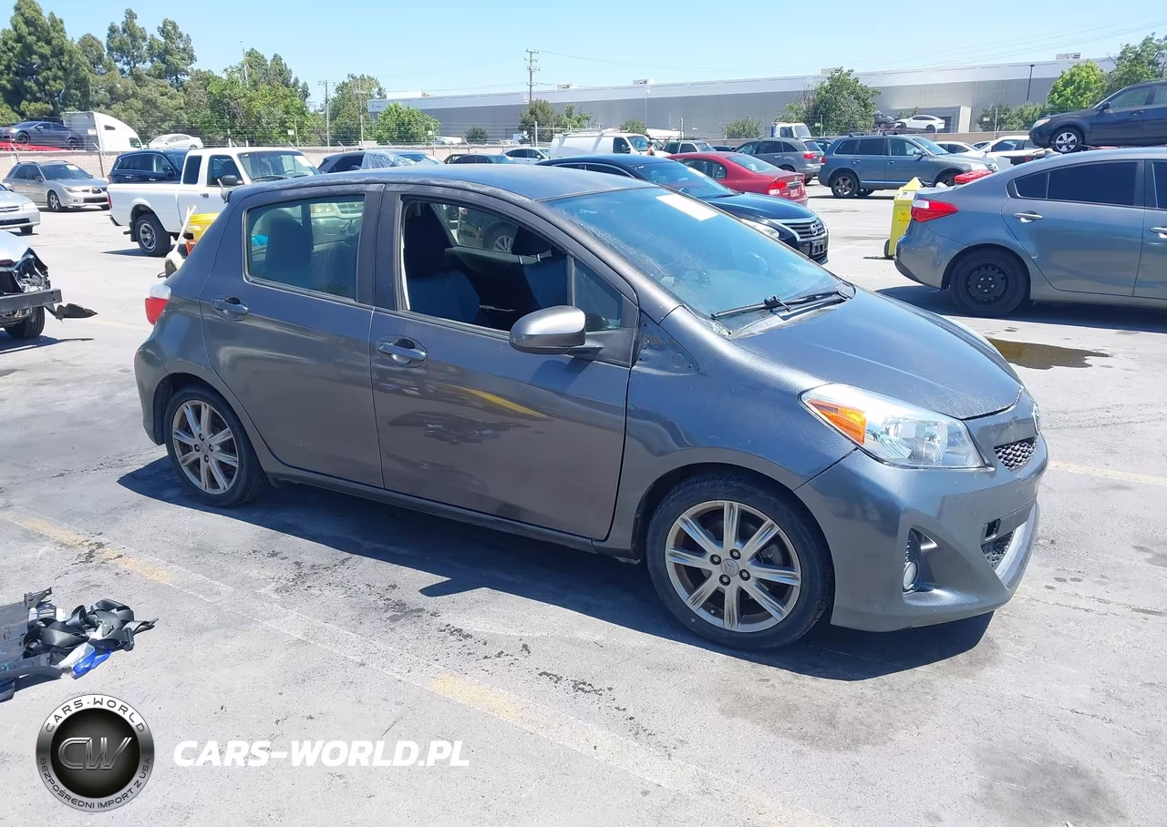 2012 Toyota Yaris Se