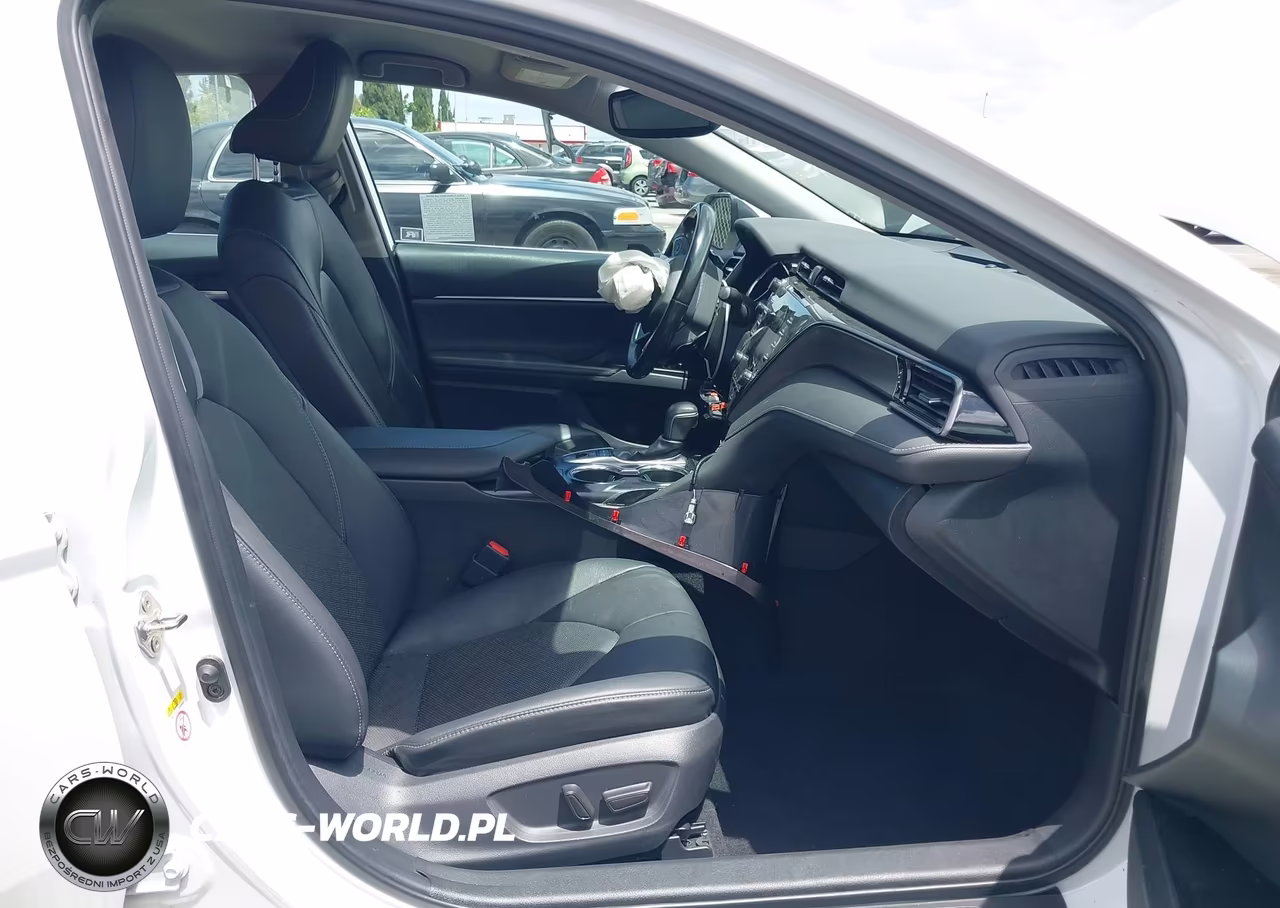2019 Toyota Camry Xse VIN:4T1B61HK2KU715260 - 5