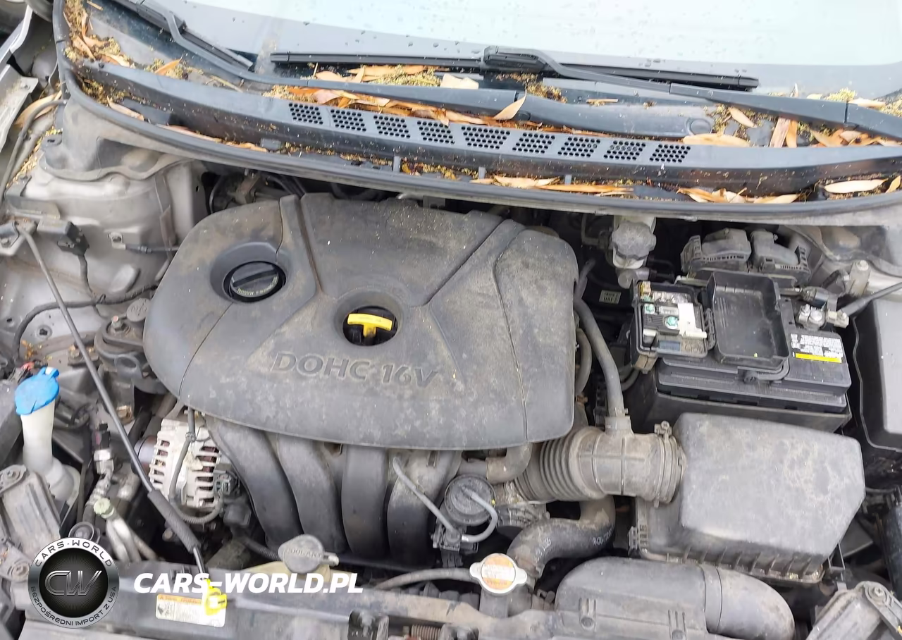 2012 Hyundai Elantra Limited VIN:5NPDH4AE5CH086943 - 10