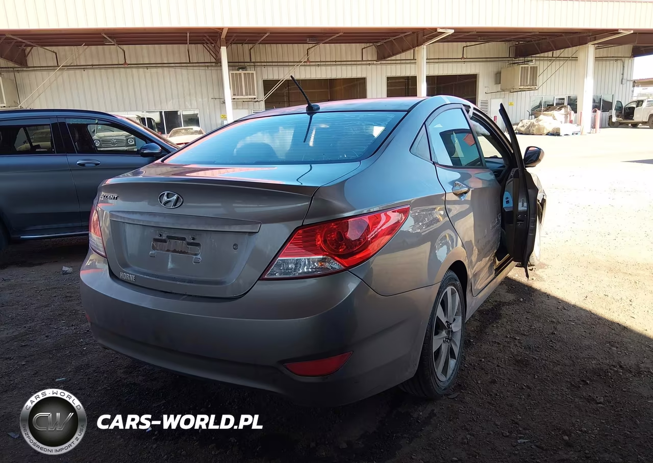 2014 Hyundai Accent Gls VIN:KMHCU4AE4EU765601 - 4