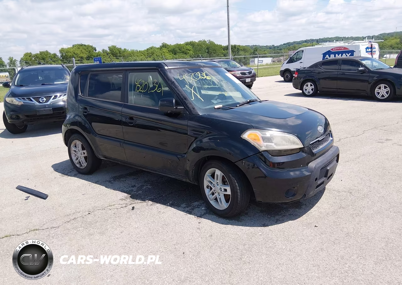2011 Kia Soul +