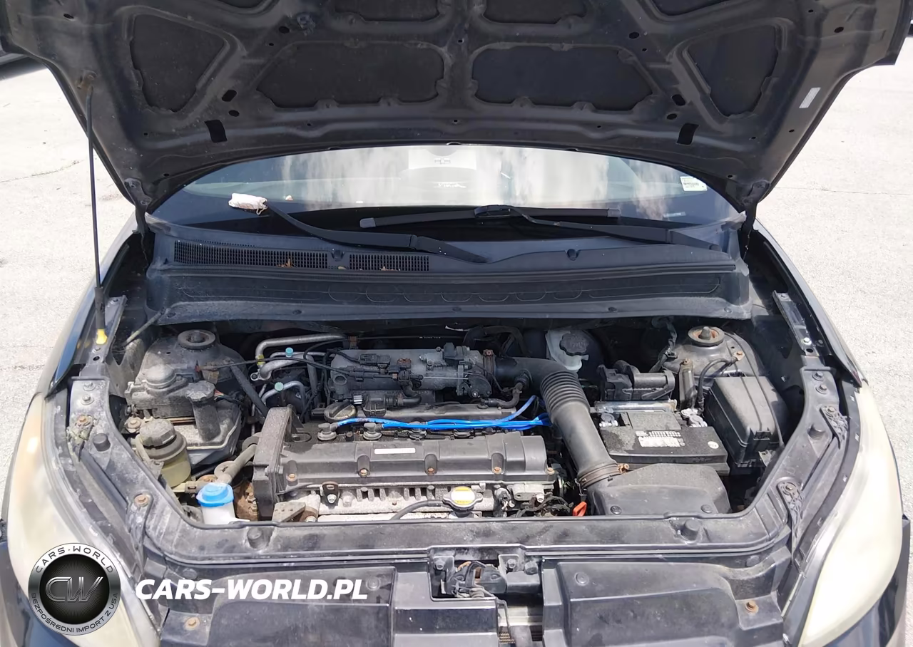 2011 Kia Soul + VIN:KNDJT2A2XB7730516 - 10