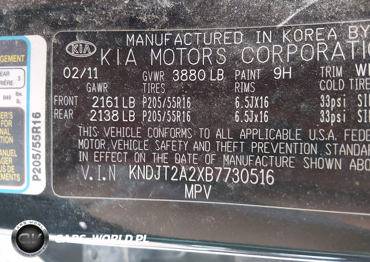 2011 Kia Soul + VIN:KNDJT2A2XB7730516 - 9