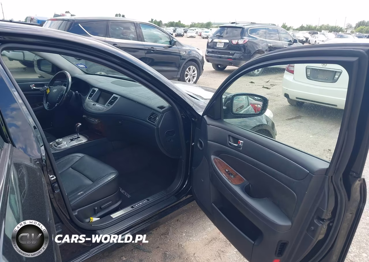2009 Hyundai Genesis 4.6 VIN:KMHGC46F69U050637 - 5