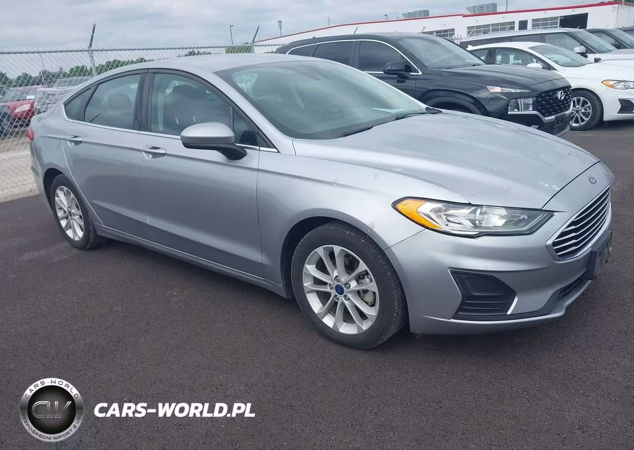 2020 Ford Fusion Hybrid Se – zdjęcie 1 z 21