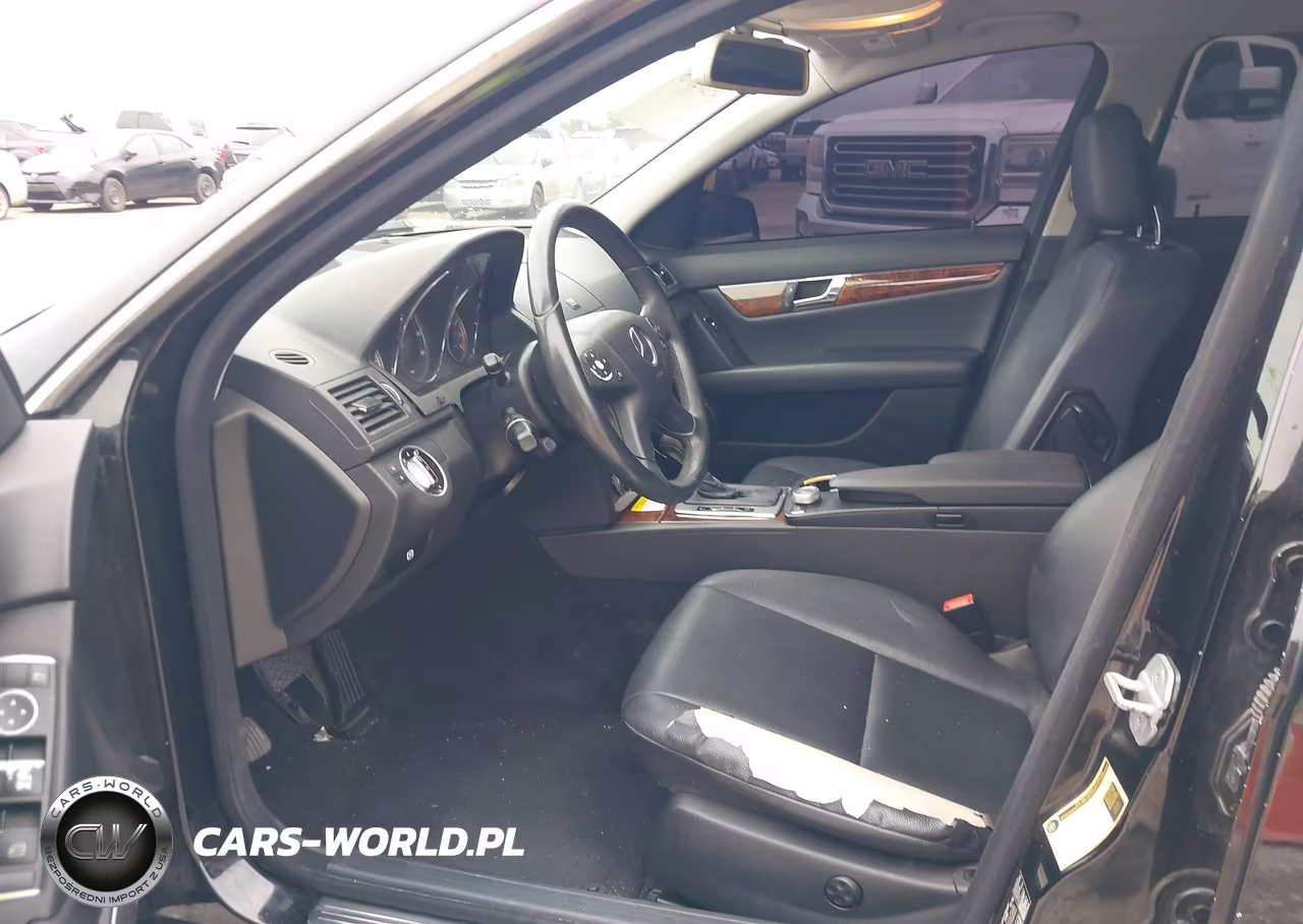 2011 Mercedes-Benz C 300 Luxury-Sport VIN:WDDGF5EB1BR158498 - 12