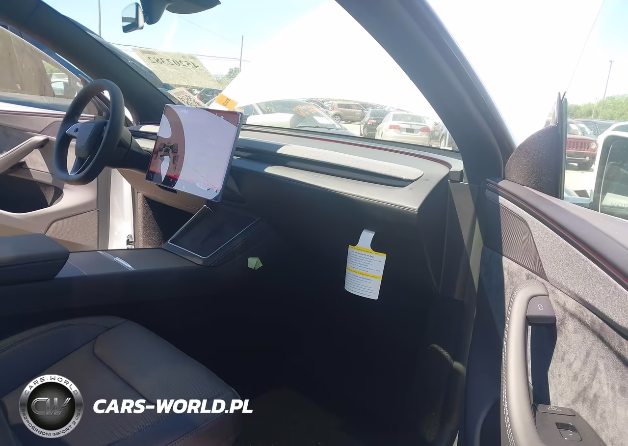 2026 Tesla Model Y All-Wheel Drive-Long Range Launch Series-Premium All-Wheel Drive VIN:7SAYGAEE6TF604122 - 5