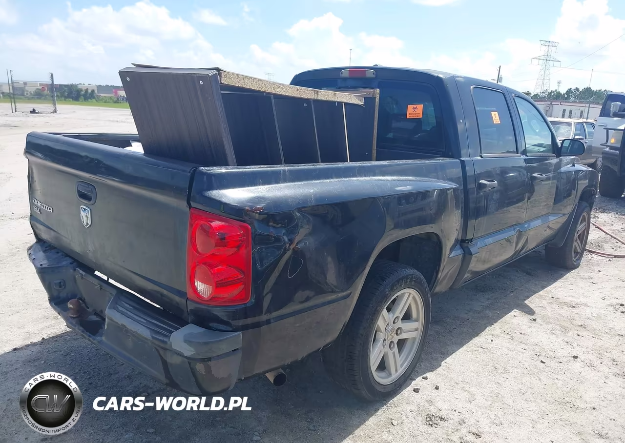 2007 Dodge Dakota Slt VIN:1D7HE48K97S237141 - 4