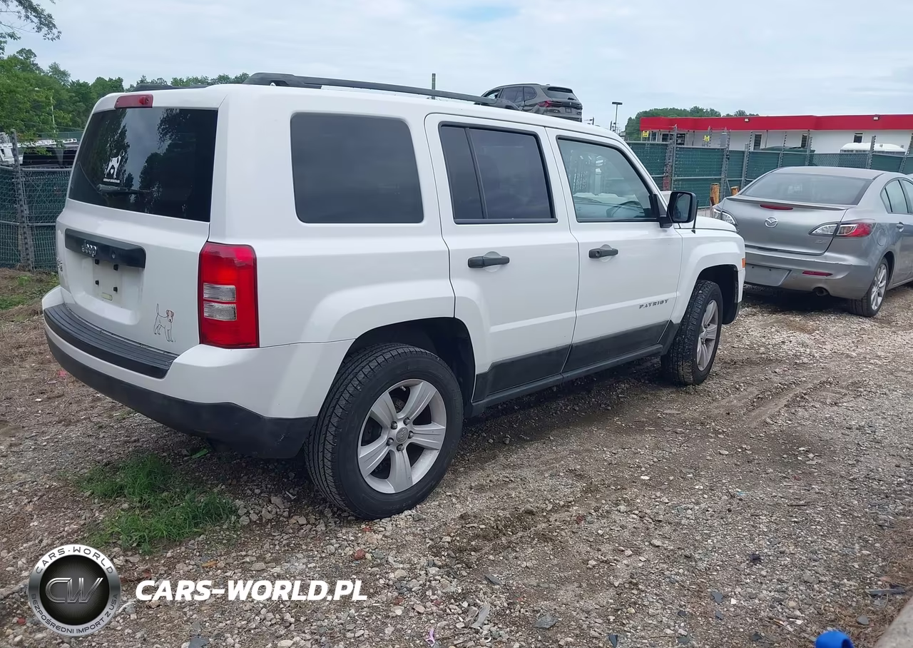 2012 Jeep Patriot Sport VIN:1C4NJRBB6CD592653 - 4