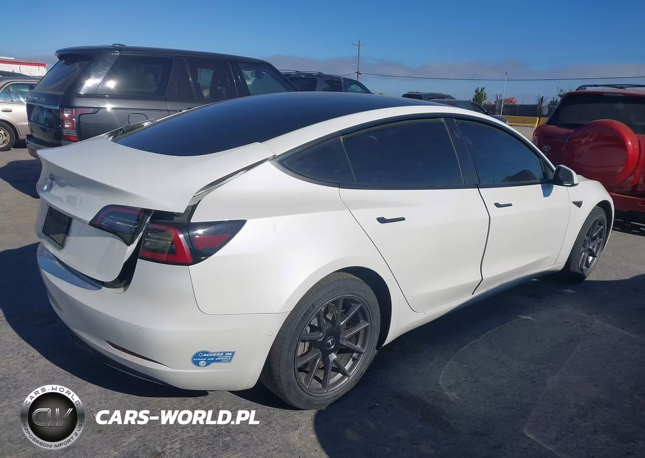 2021 Tesla Model 3 Standard Range Plus Rear-Wheel Drive VIN:5YJ3E1EA1MF002756 - 4