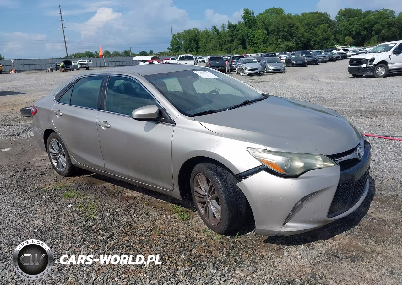 2015 Toyota Camry Se – zdjęcie 1 z 16