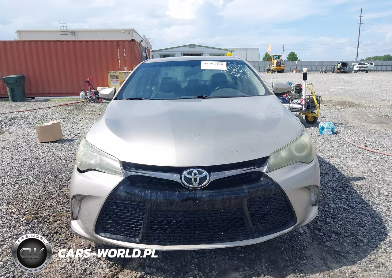 2015 Toyota Camry Se VIN:4T1BF1FK1FU485008 - 12