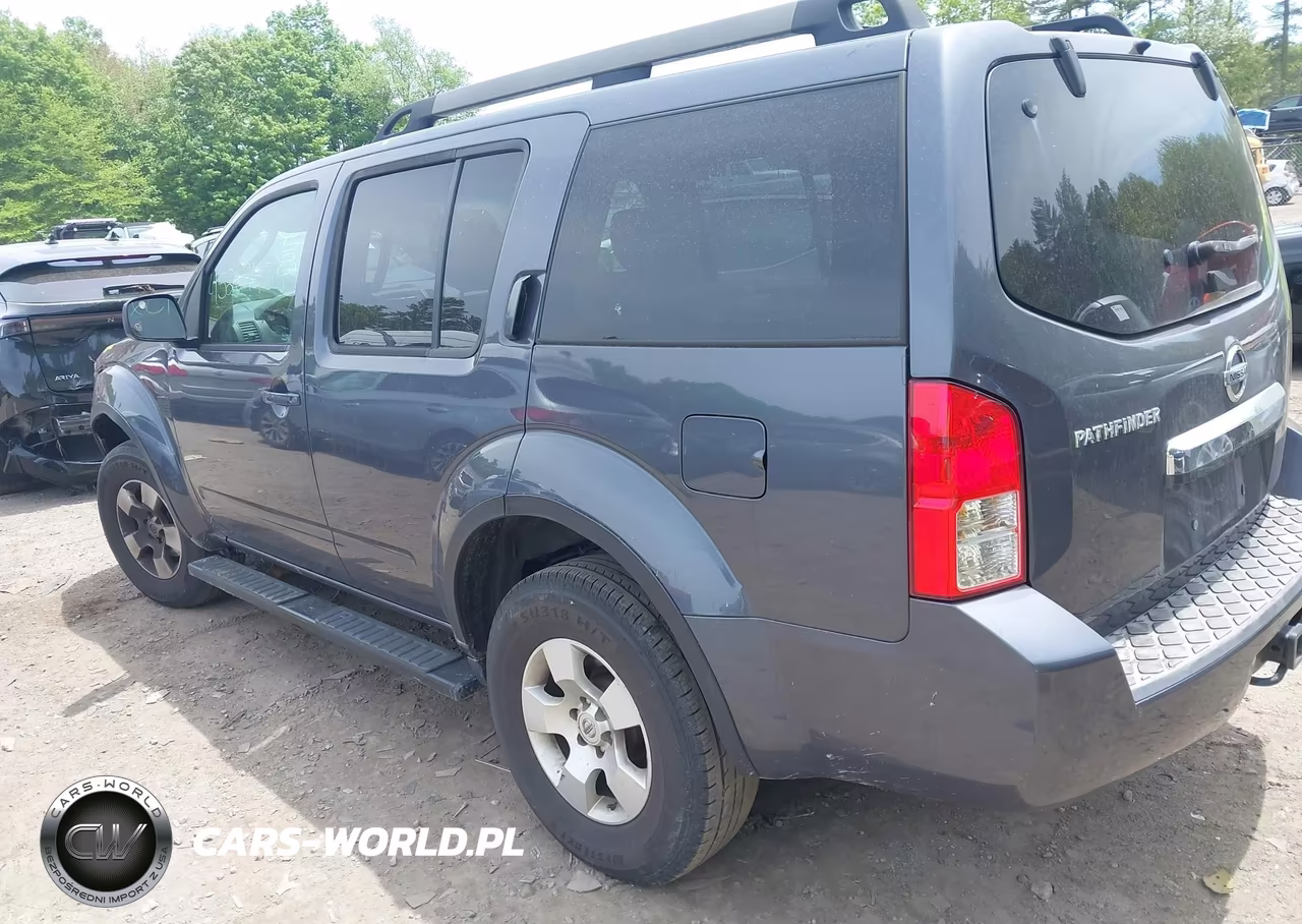 2011 Nissan Pathfinder S VIN:5N1AR1NB8BC635457 - 3