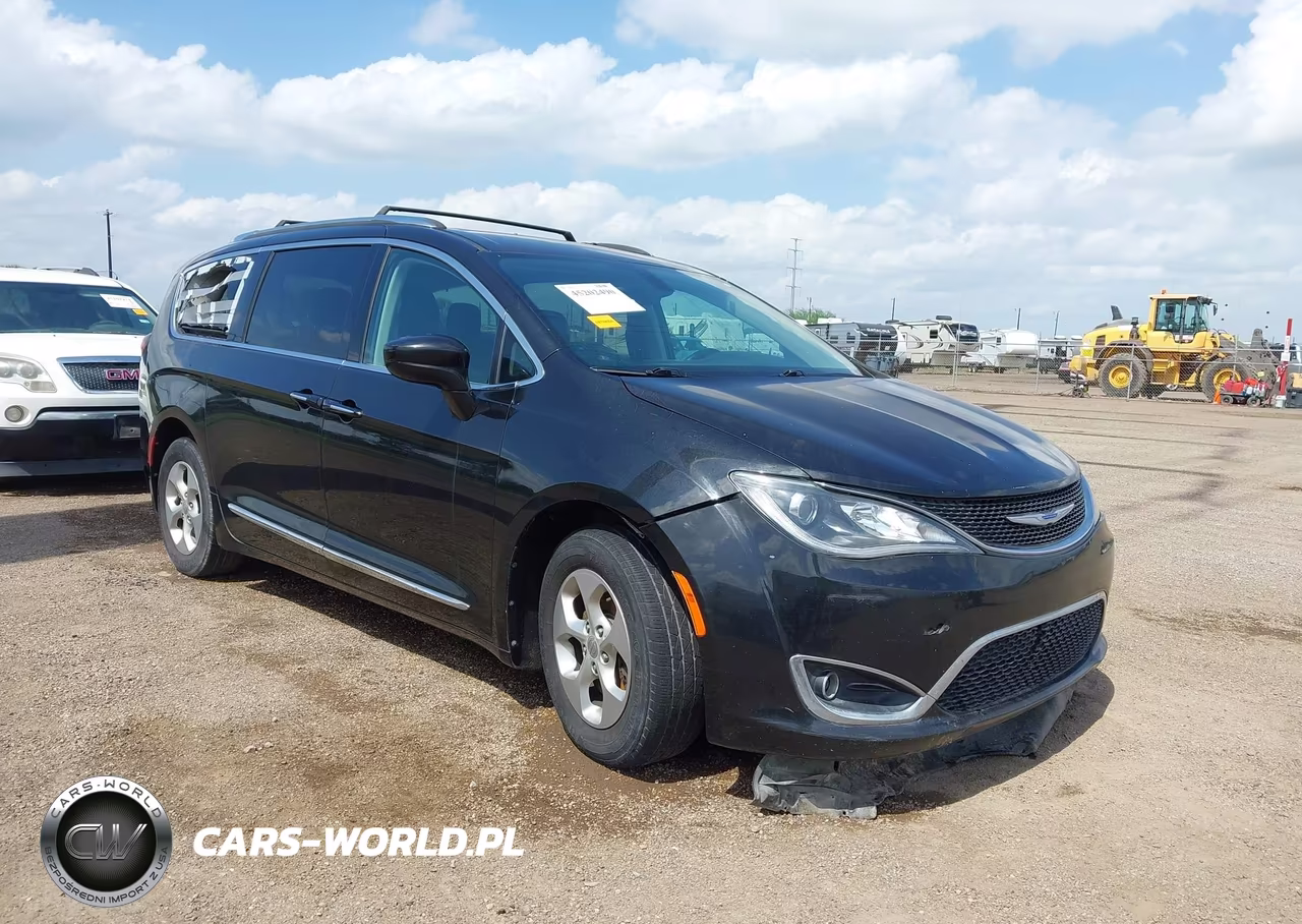 2017 Chrysler Pacifica Touring-L Plus – zdjęcie 1 z 16