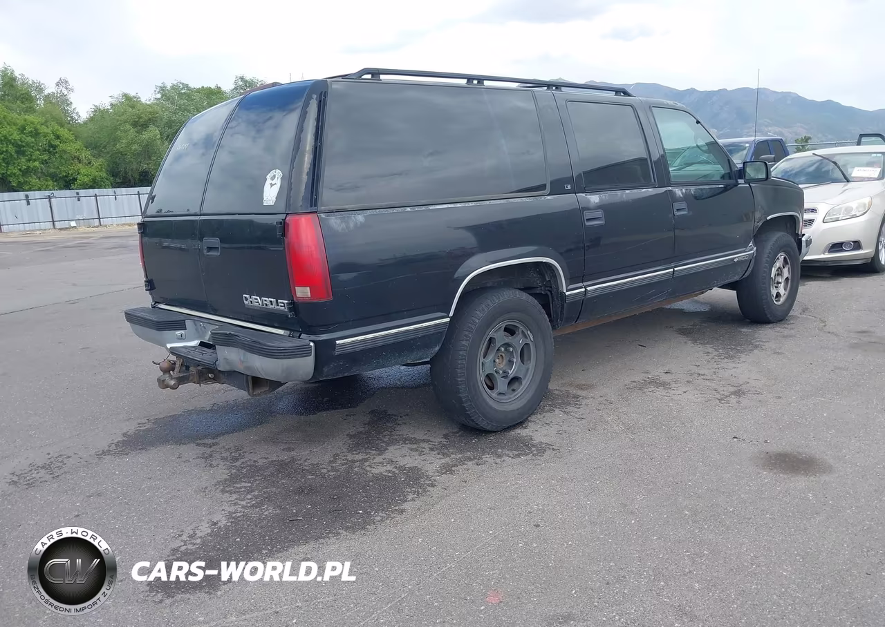 1996 Chevrolet Suburban K1500 VIN:1GNFK16R3TJ419594 - 4