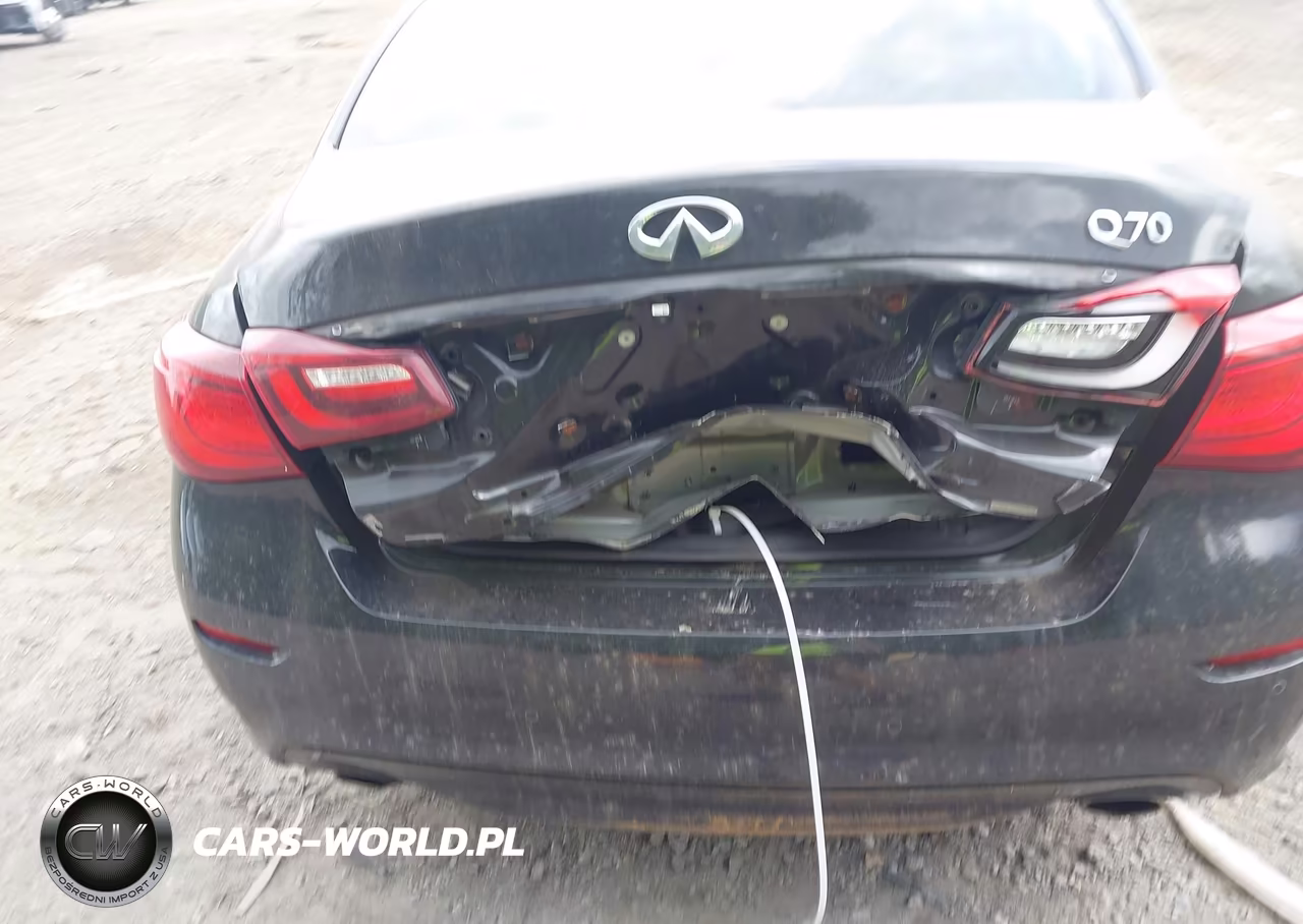 2018 Infiniti Q70 3.7X Luxe VIN:JN1BY1AR8JM220536 - 15