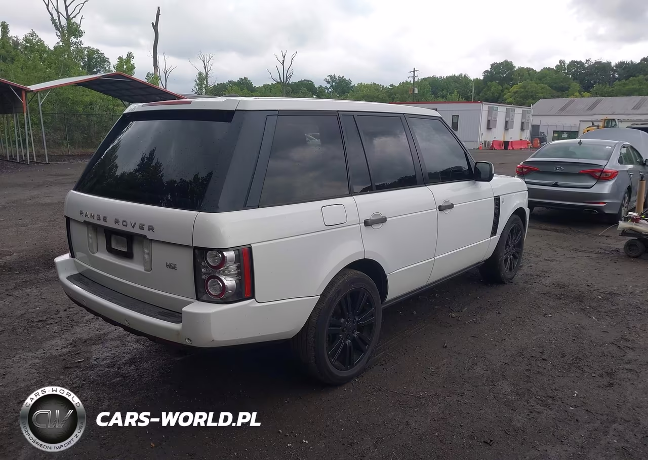 2011 Land Rover Range Rover Hse VIN:SALMF1D40BA345358 - 4