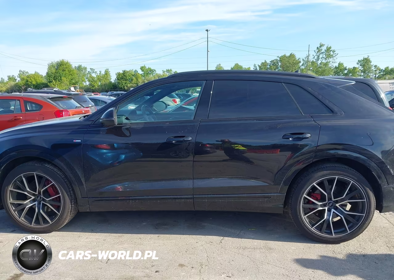 2019 Audi Q8 55 Premium VIN:WA1FVAF19KD039631 - 14
