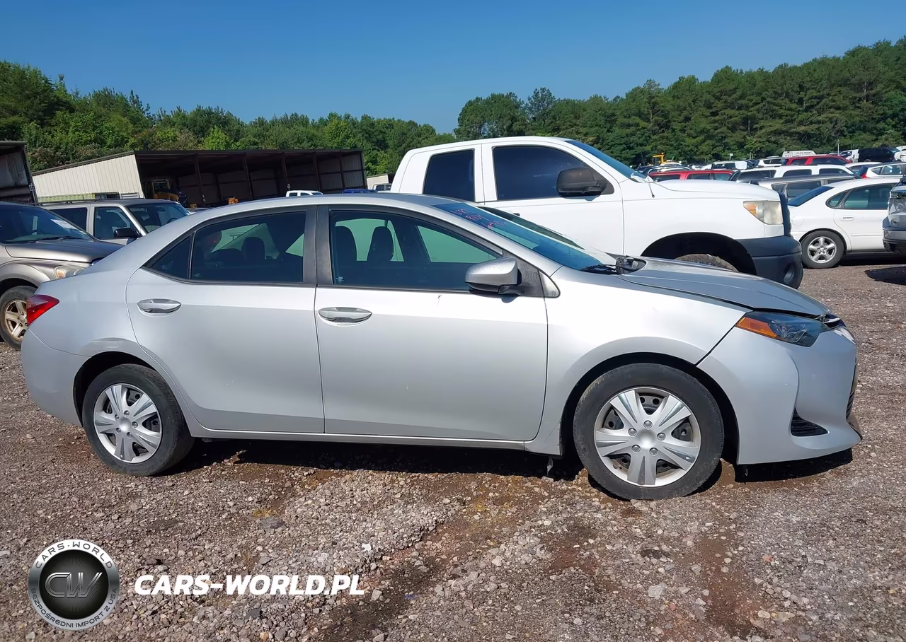 2017 Toyota Corolla Le VIN:2T1BURHE5HC894757 - 13