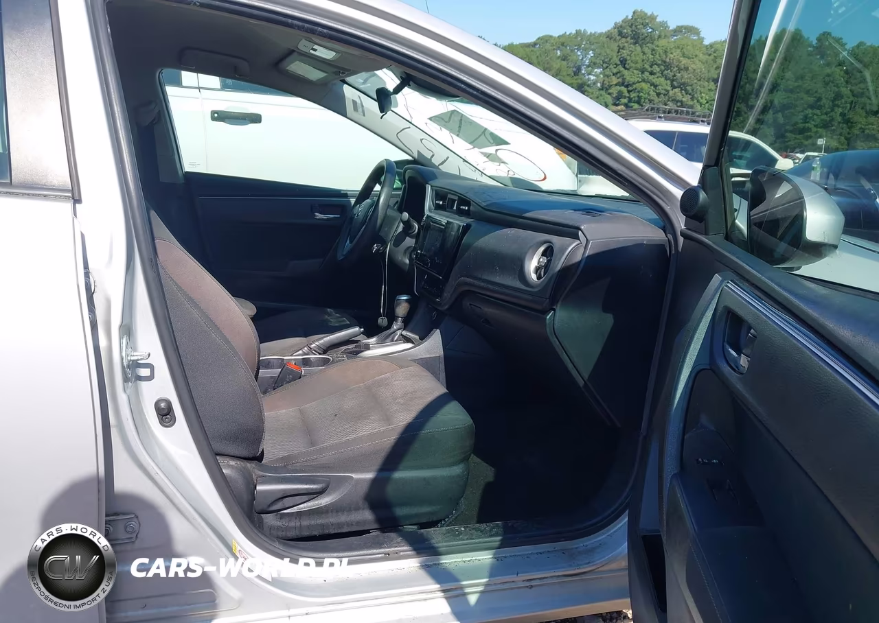 2017 Toyota Corolla Le VIN:2T1BURHE5HC894757 - 5