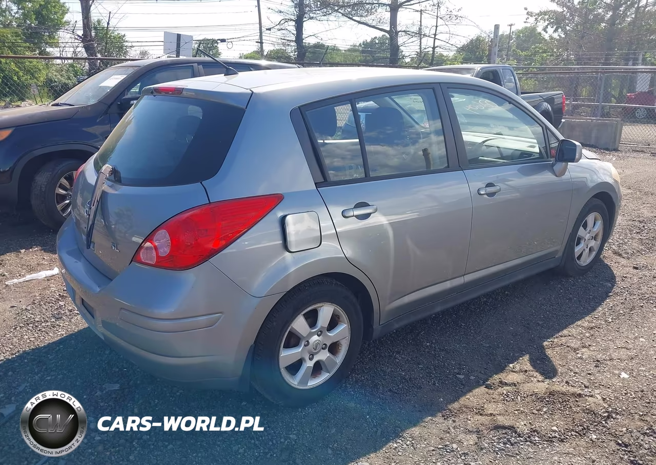 2009 Nissan Versa 1.8Sl VIN:3N1BC13E59L405058 - 4