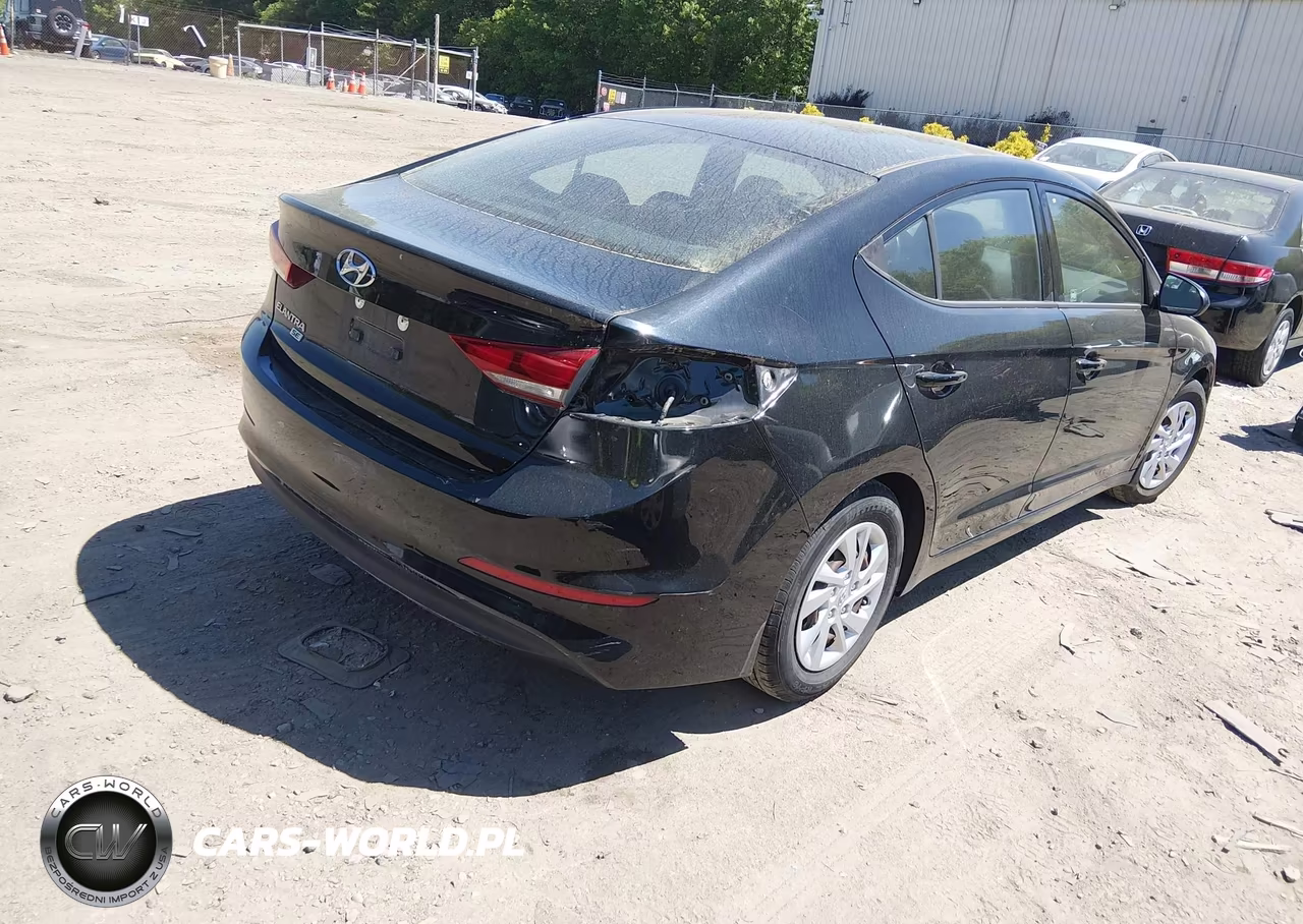 2018 Hyundai Elantra Se VIN:5NPD74LF0JH277367 - 4