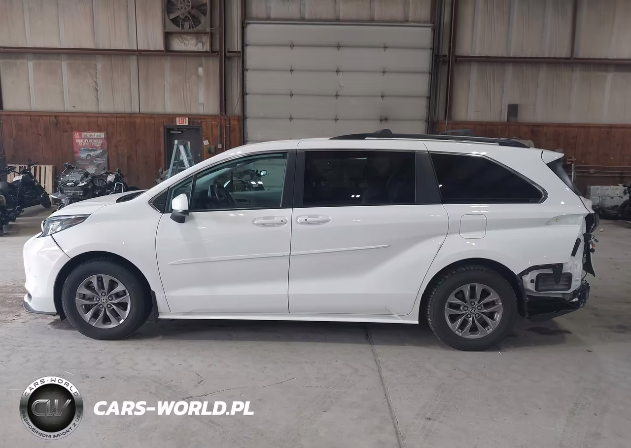 2024 Toyota Sienna Le VIN:5TDBSKFCXRS133407 - 14