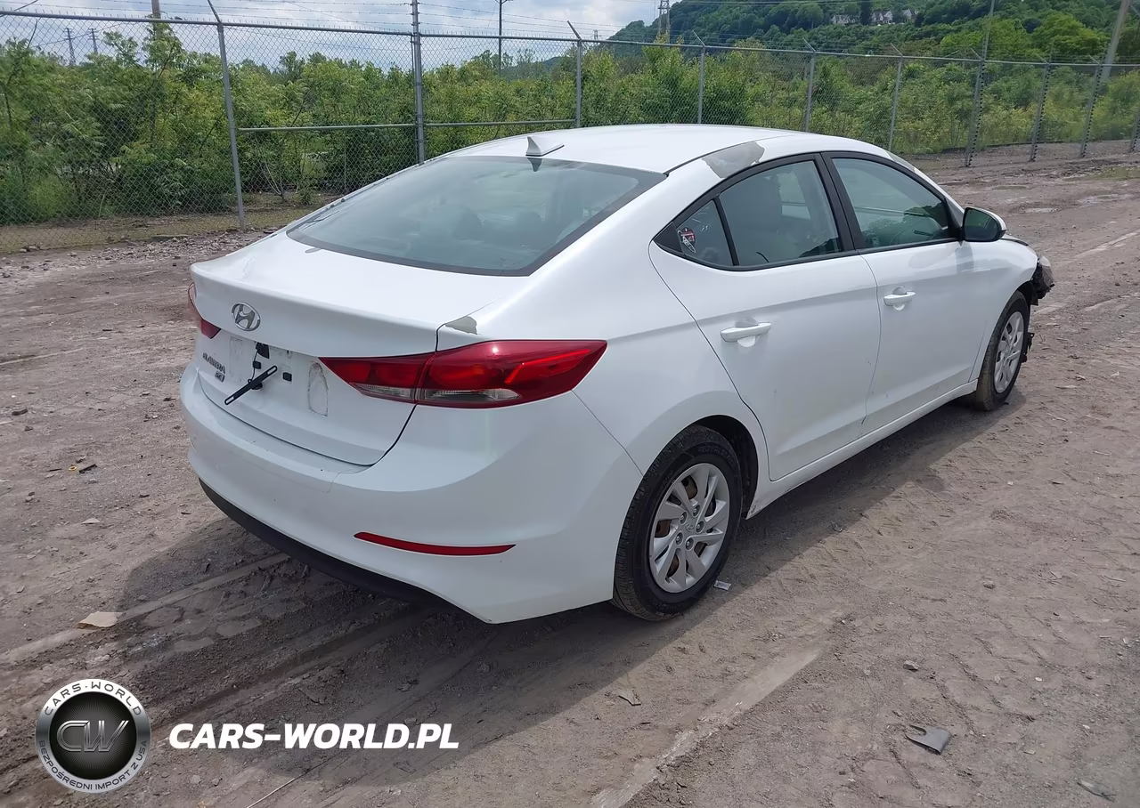 2017 Hyundai Elantra Se VIN:5NPD74LF2HH069162 - 4