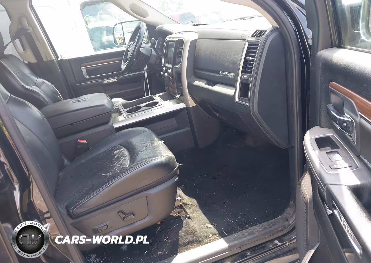 2015 Ram 5500 Chassis Tradesman-Slt-Laramie VIN:3C7WRNELXFG549163 - 19