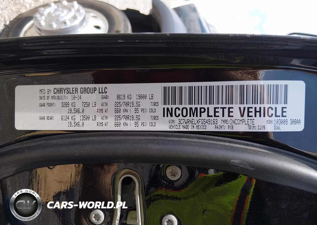 2015 Ram 5500 Chassis Tradesman-Slt-Laramie VIN:3C7WRNELXFG549163 - 8