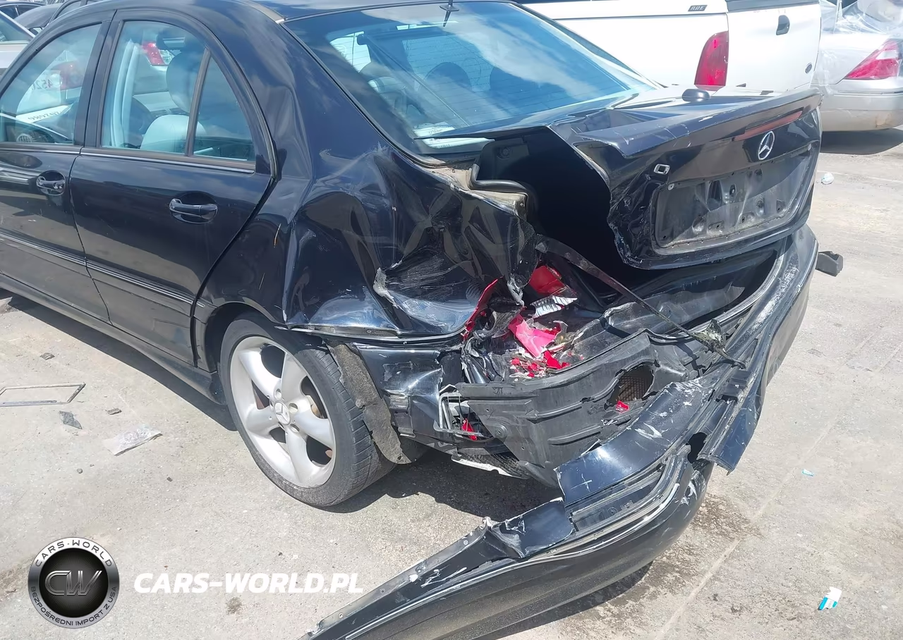 2006 Mercedes-Benz C-Class Sport VIN:WDBRF52H46F743724 - 13