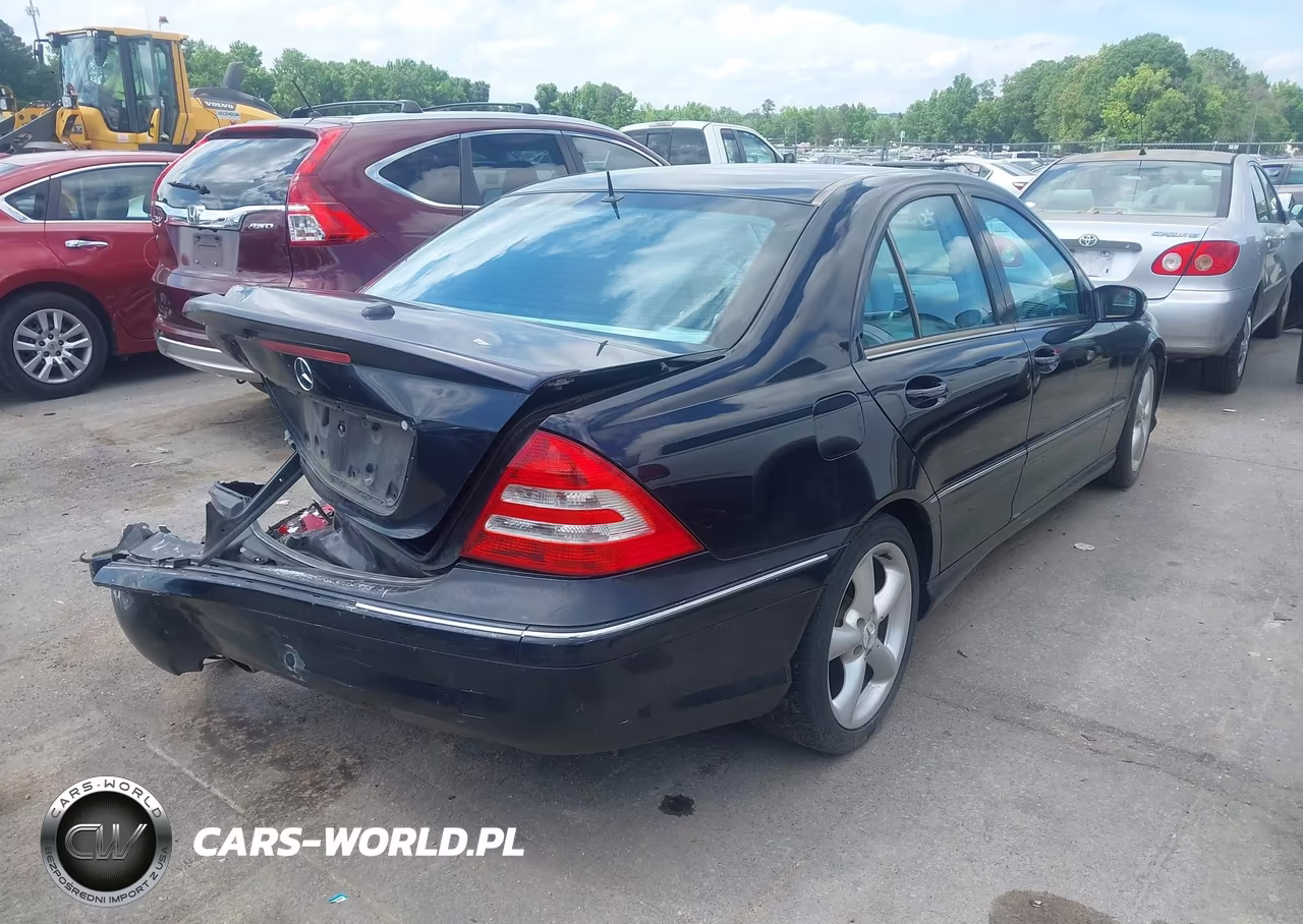 2006 Mercedes-Benz C-Class Sport VIN:WDBRF52H46F743724 - 4