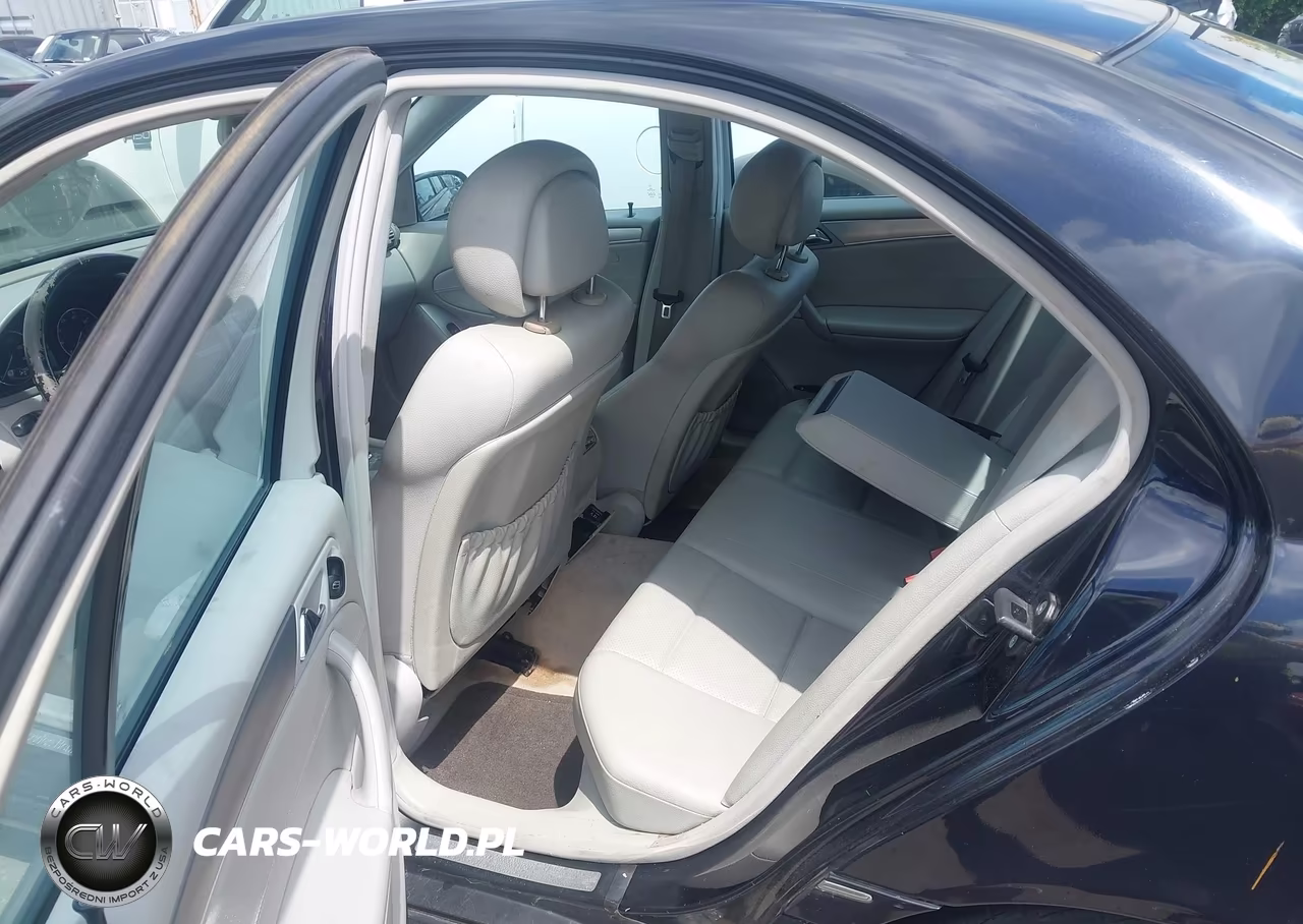 2006 Mercedes-Benz C-Class Sport VIN:WDBRF52H46F743724 - 8